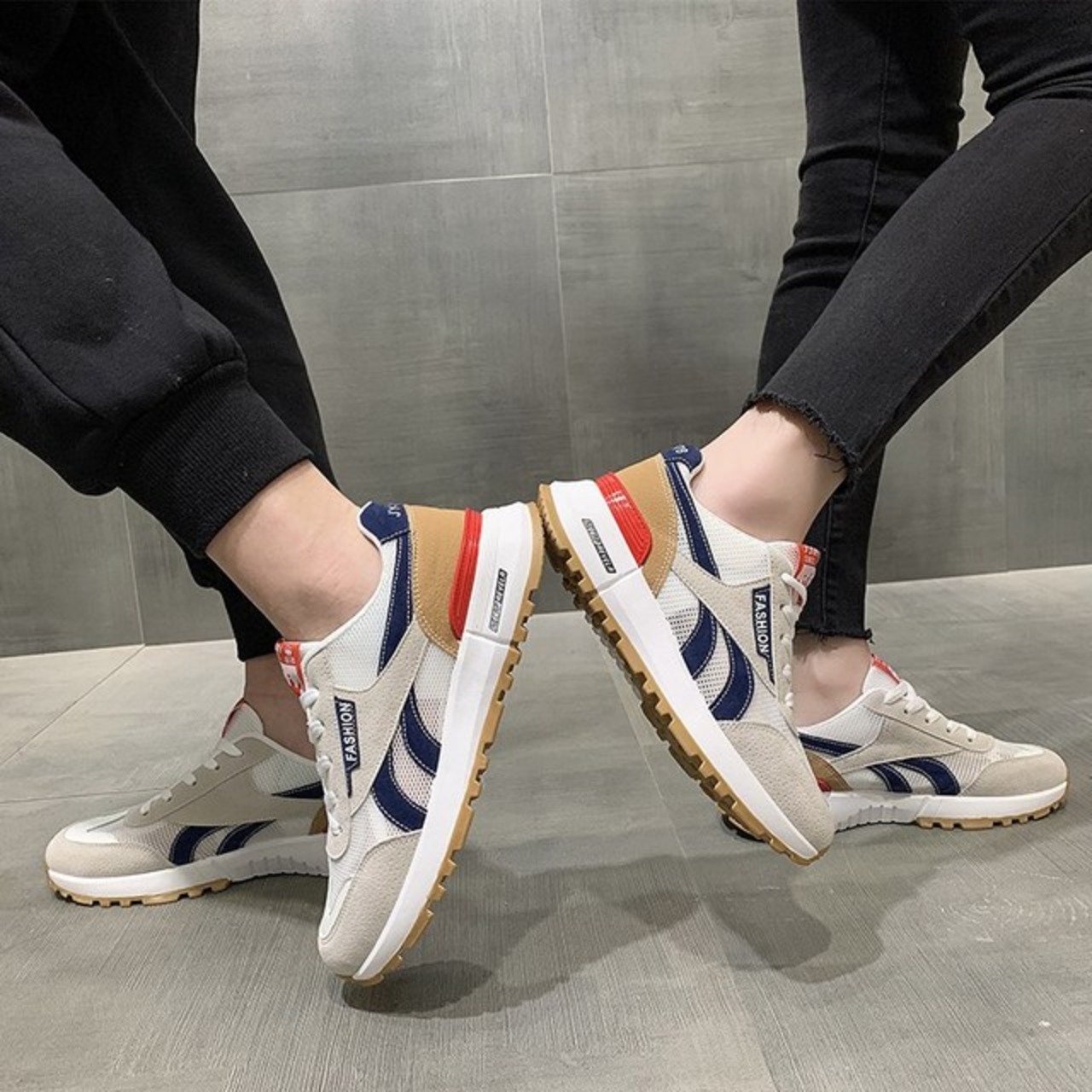 ペアルック Li-Ning 人気のパパスニーカー 男女兼用ランニングシューズ