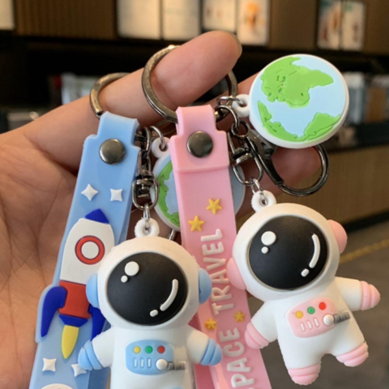 ペアルック POP宇宙飛行士 キーホルダー