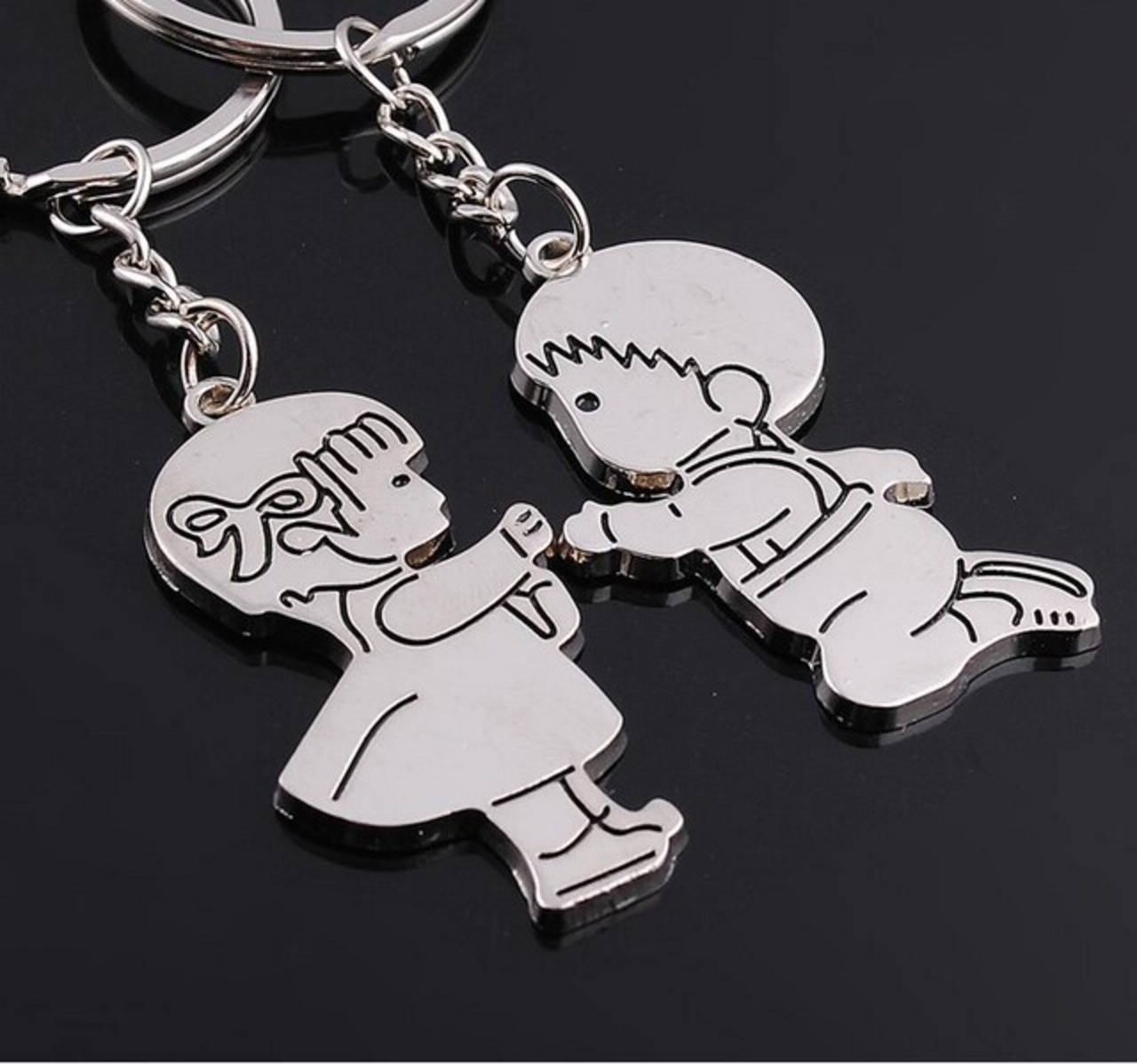 ペアルック 男の子＆女の子モチーフ キーホルダー