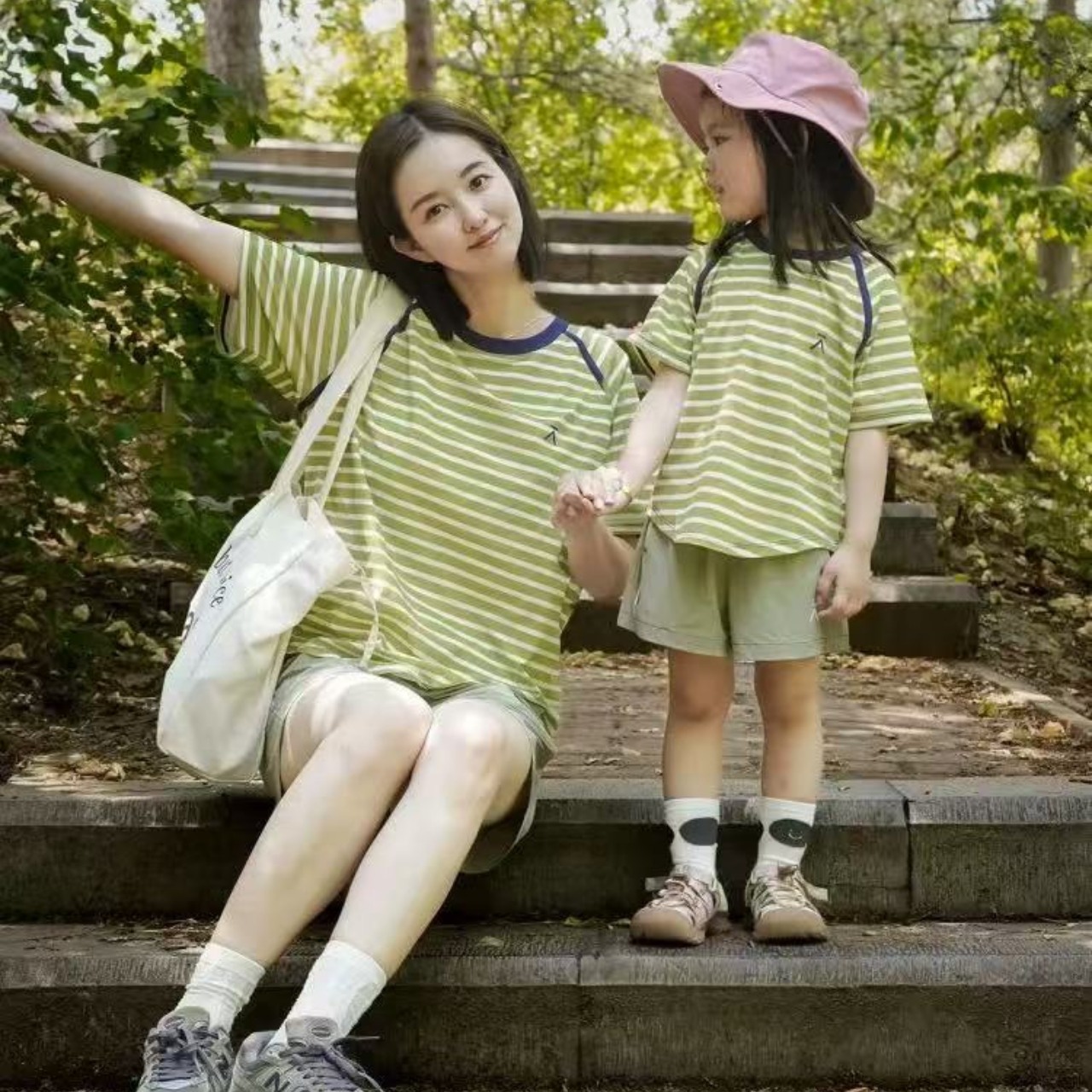 親子ペアルック 爽やかストライプ Tシャツ