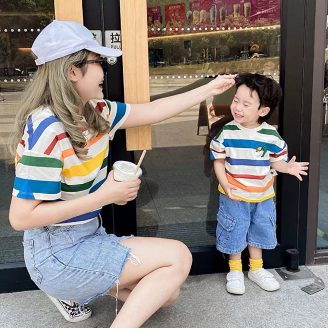 【親子でリンクコーデ】カラフルボーダーTシャツ