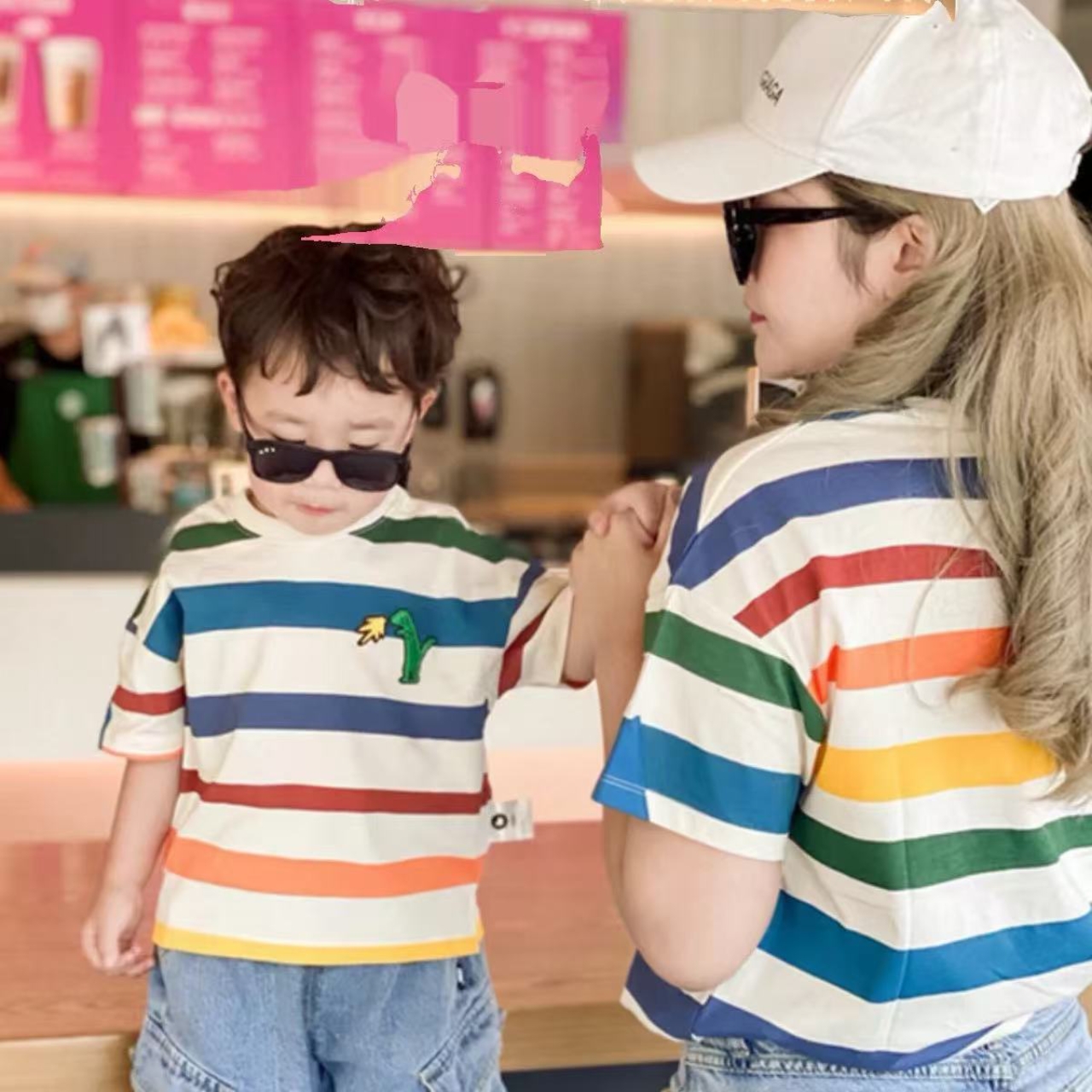 【親子でリンクコーデ】カラフルボーダーTシャツ