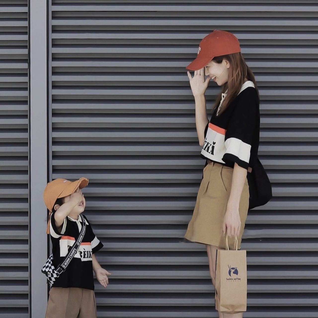 親子ペアルック 洗練シック エレガント 母娘ポロシャツ