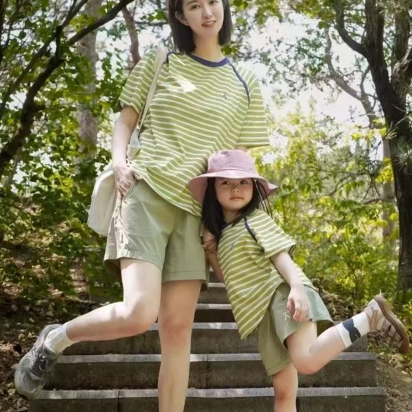 親子ペアルック 爽やかストライプ Tシャツ