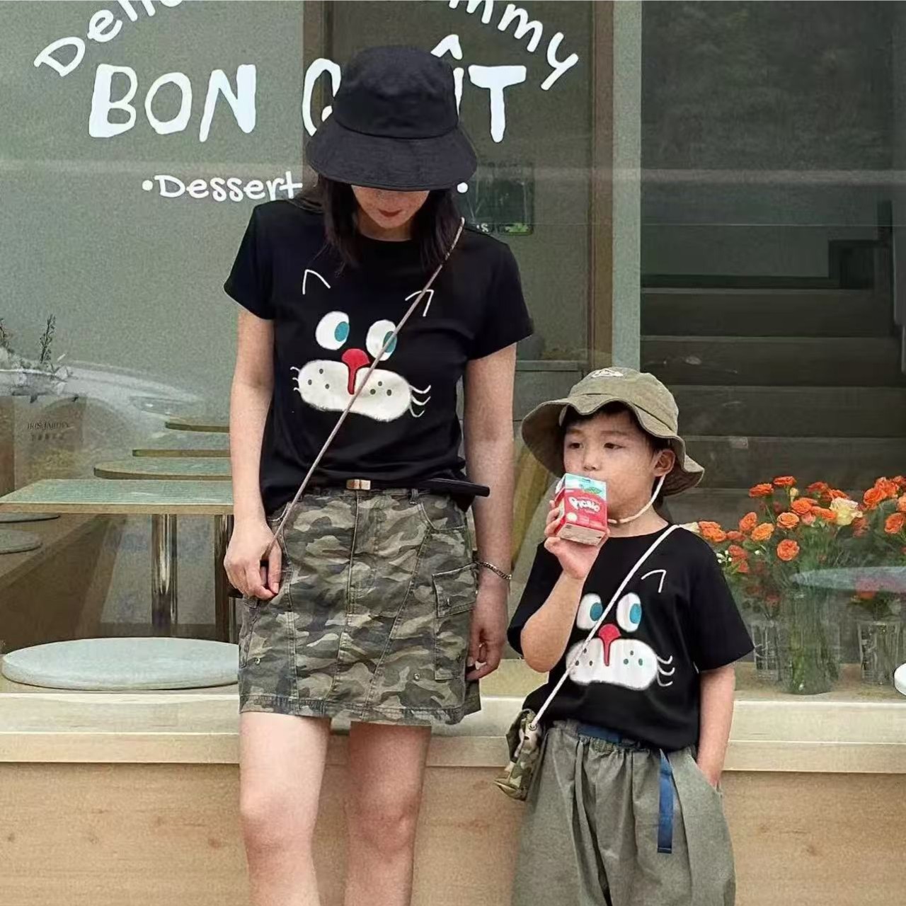 親子ペアルック クロネコTシャツ
