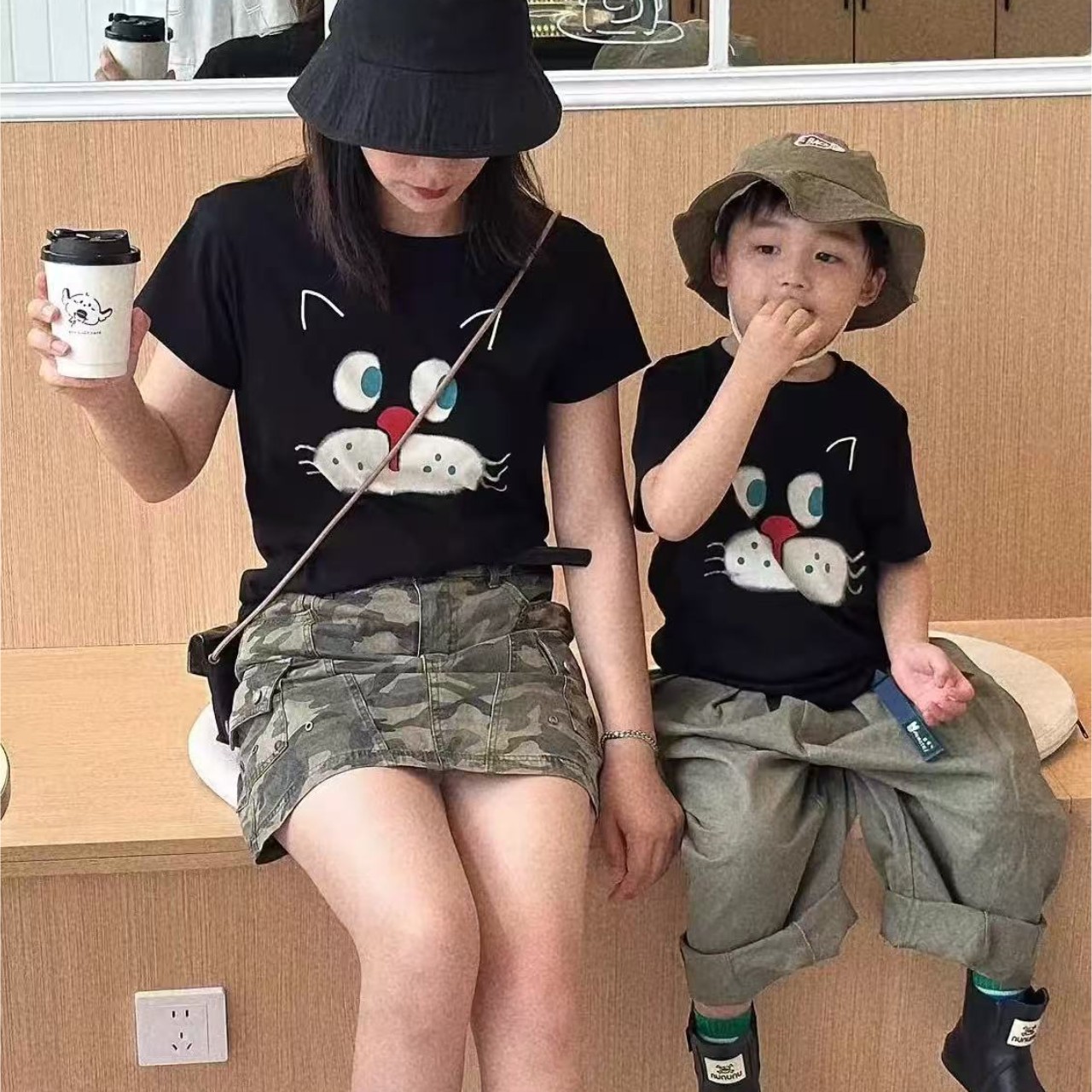 親子ペアルック クロネコTシャツ