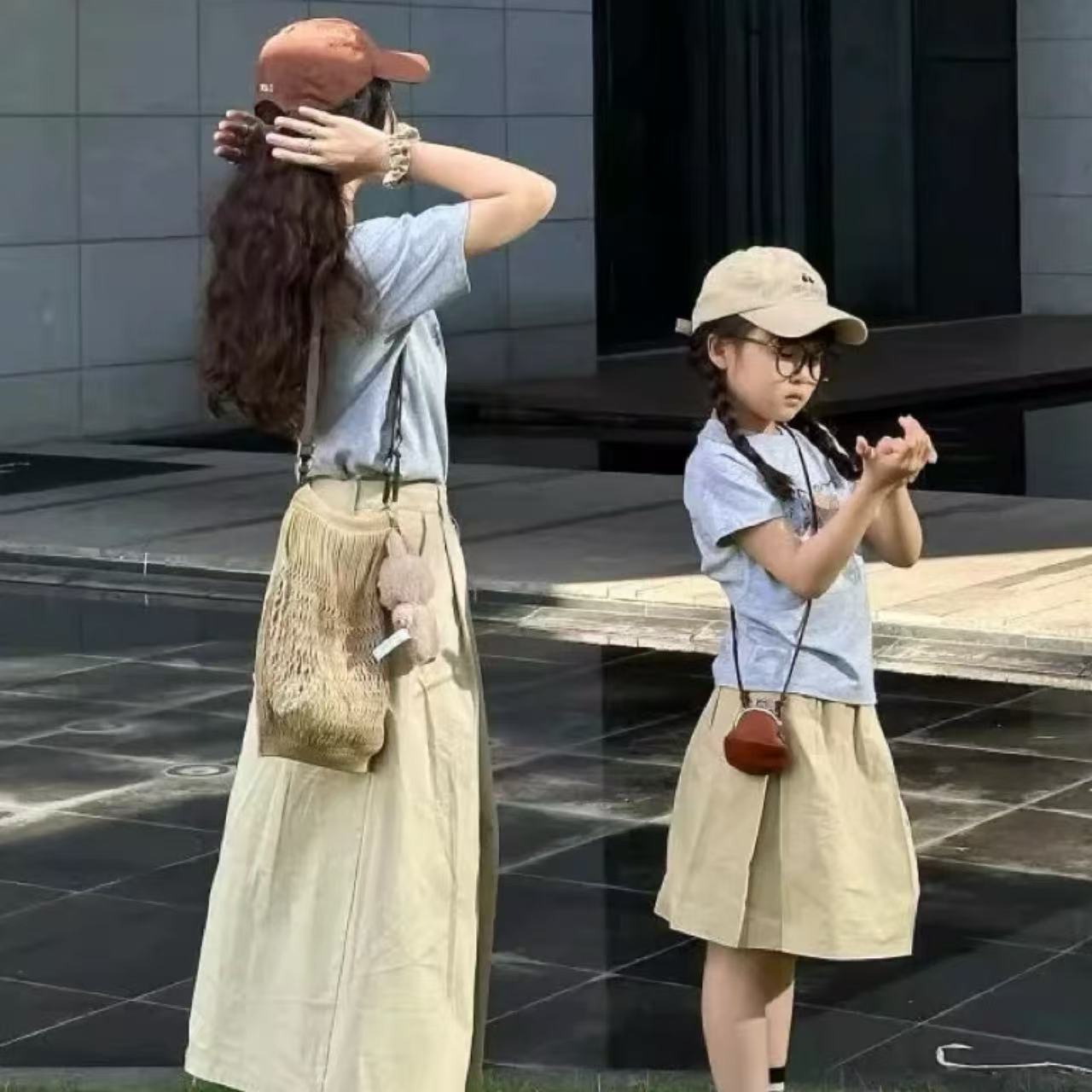 親子ペアルック パーマネントドッグTシャツ