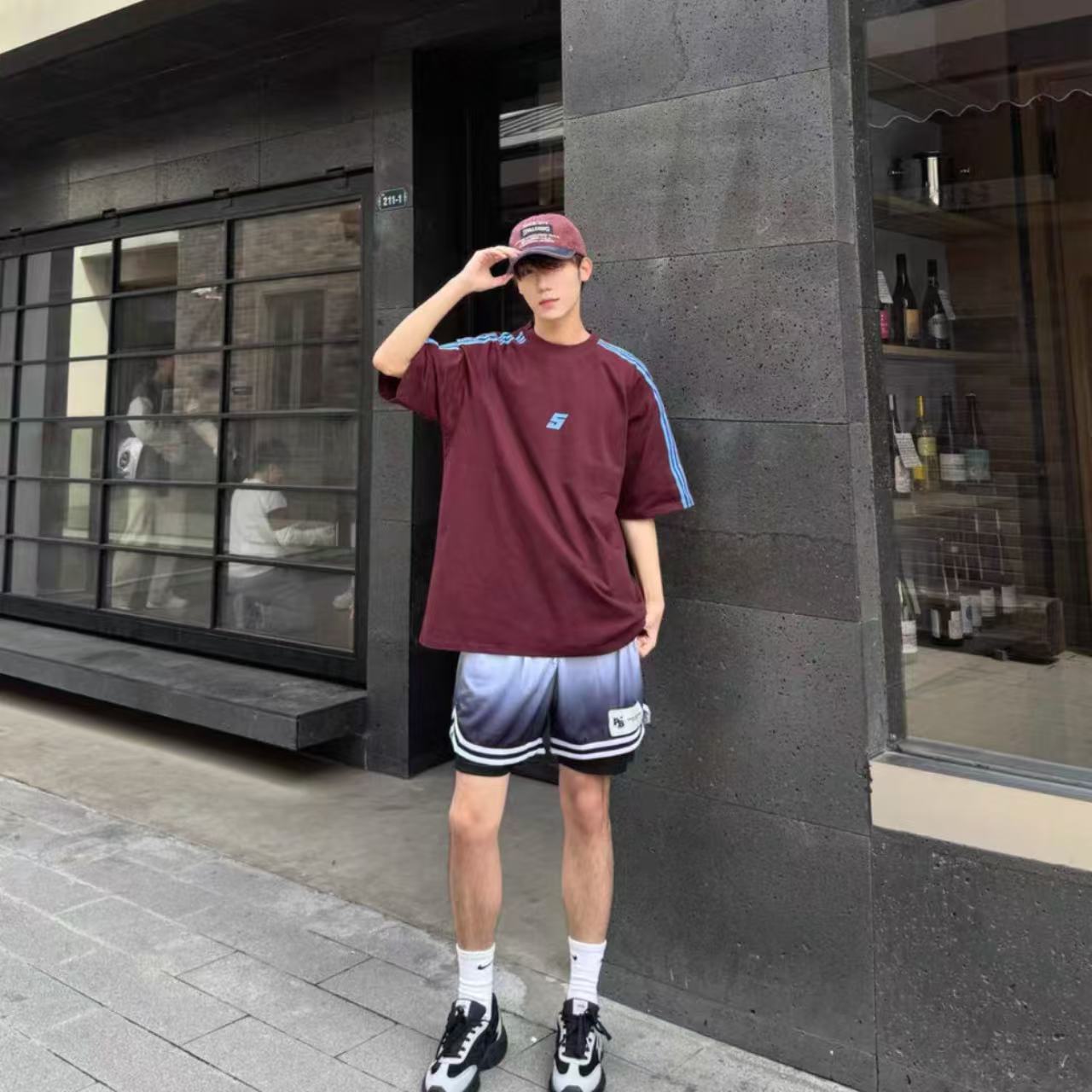ペアルック 【INSstudios】 ナンバーファイブ ショルダーライン ロゴTシャツ