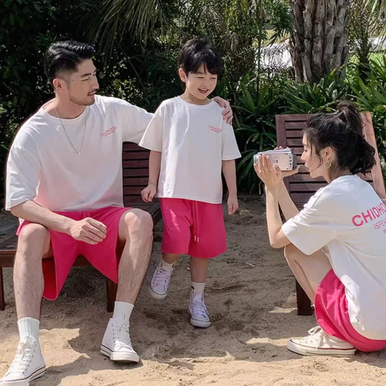 親子ペアルック CHIDHOOD プリントTシャツ＆ハーフパンツ