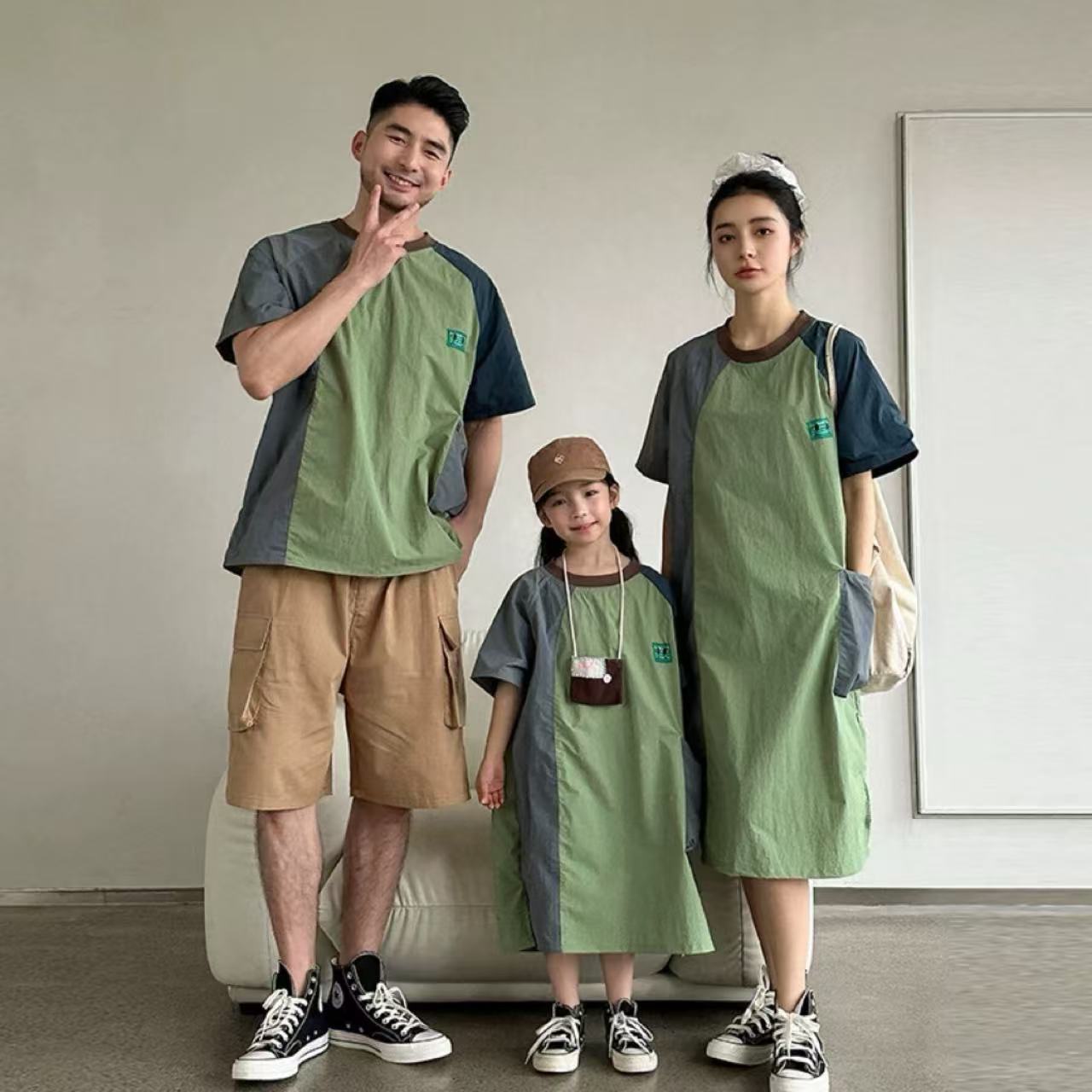 親子ペアルック 配色Tシャツ＆リンクワンピース