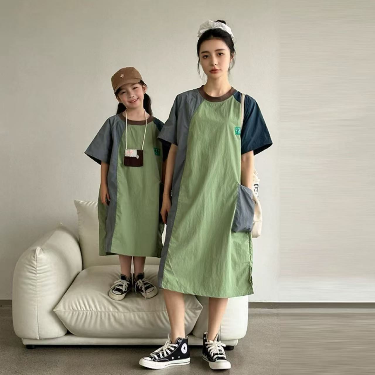 親子ペアルック 配色Tシャツ＆リンクワンピース