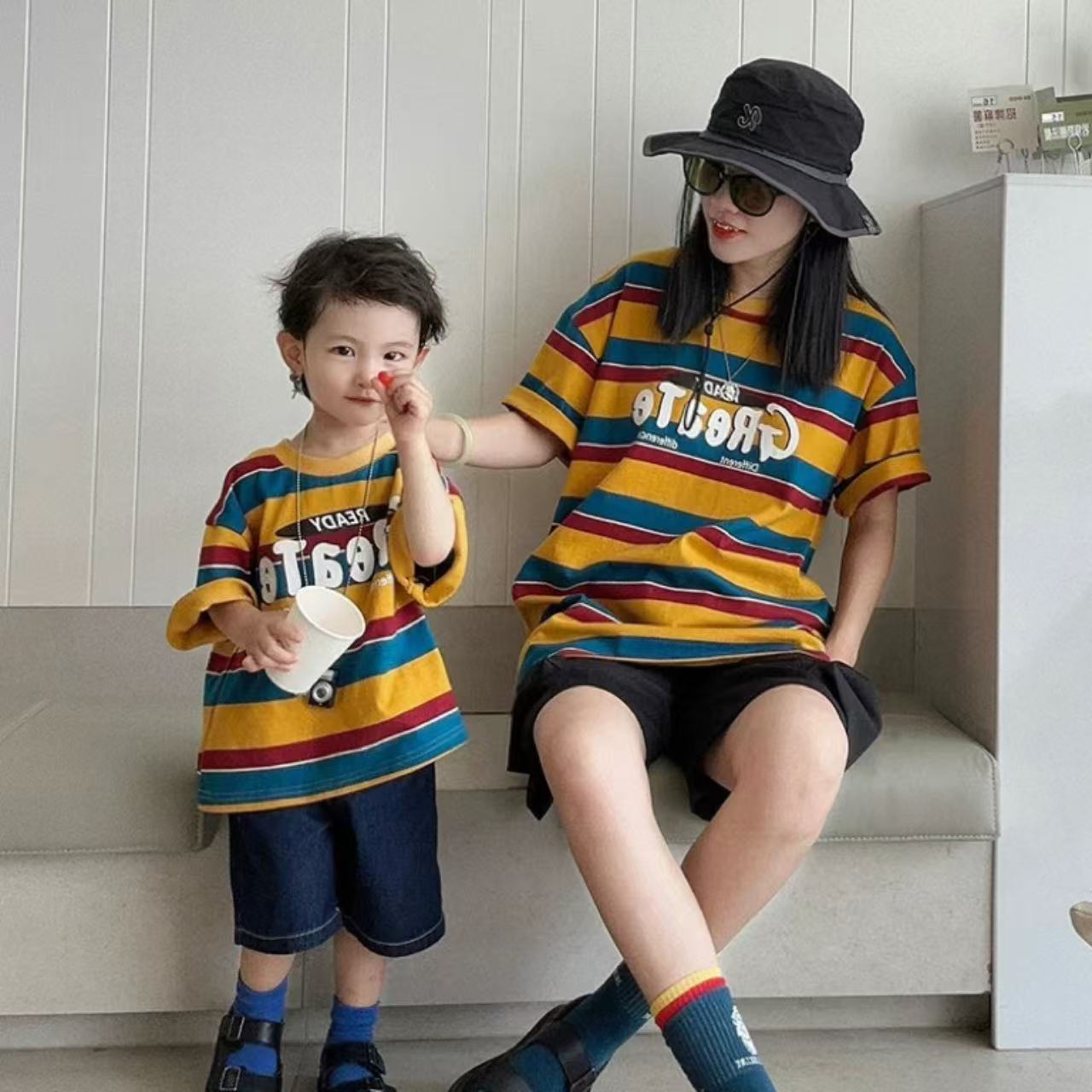 親子ペアルック ロゴ×ボーダーおしゃれ配色Tシャツ