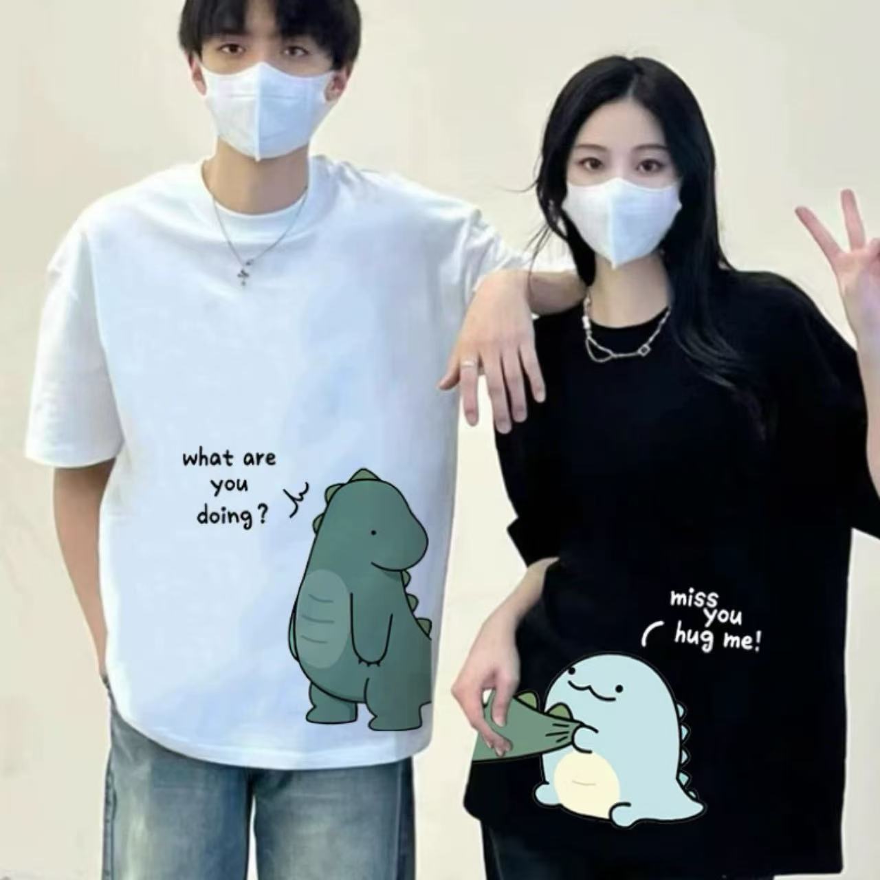 カップルペアルック 怪獣アートでつながるTシャツ【2点セット】