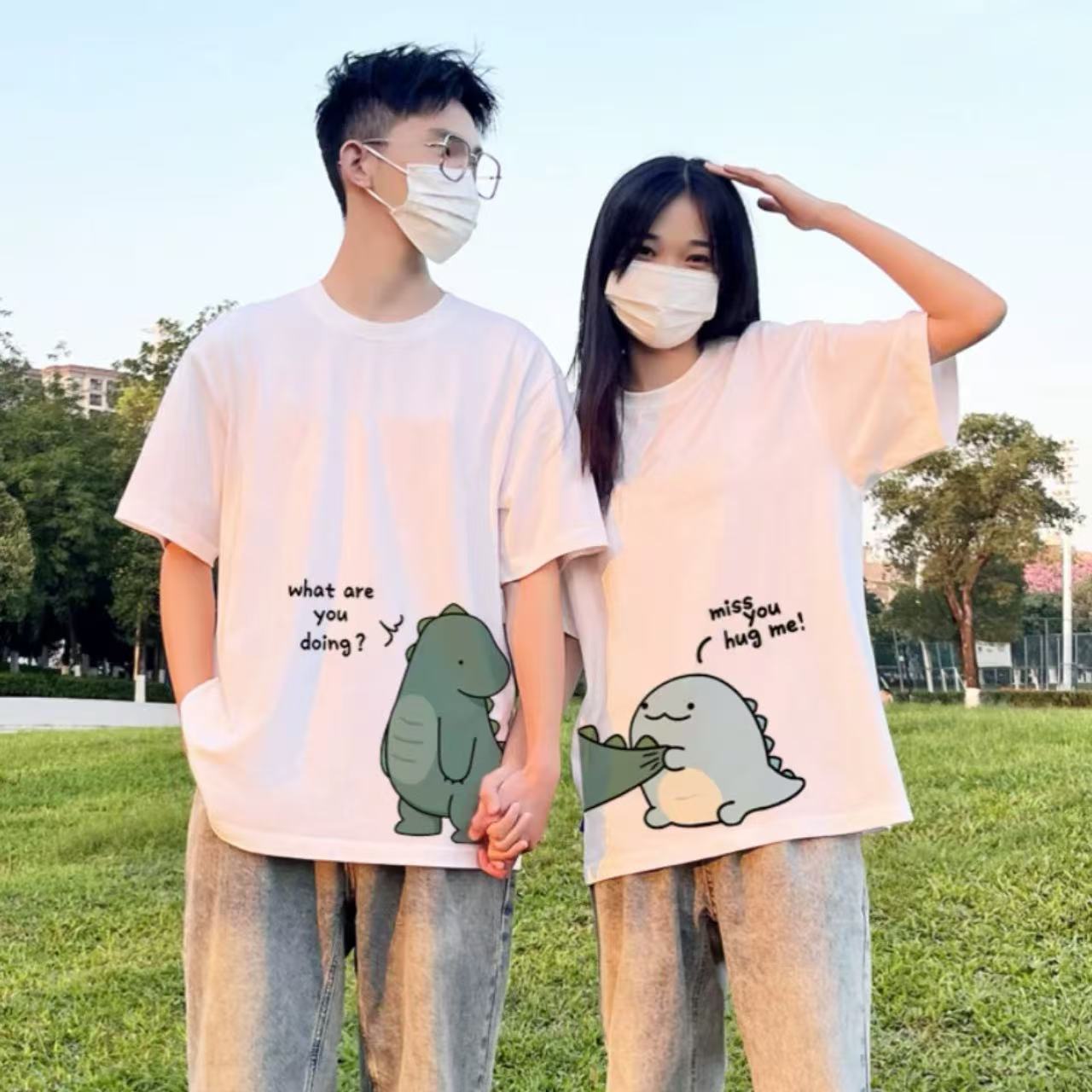 カップルペアルック 怪獣アートでつながるTシャツ【2点セット】