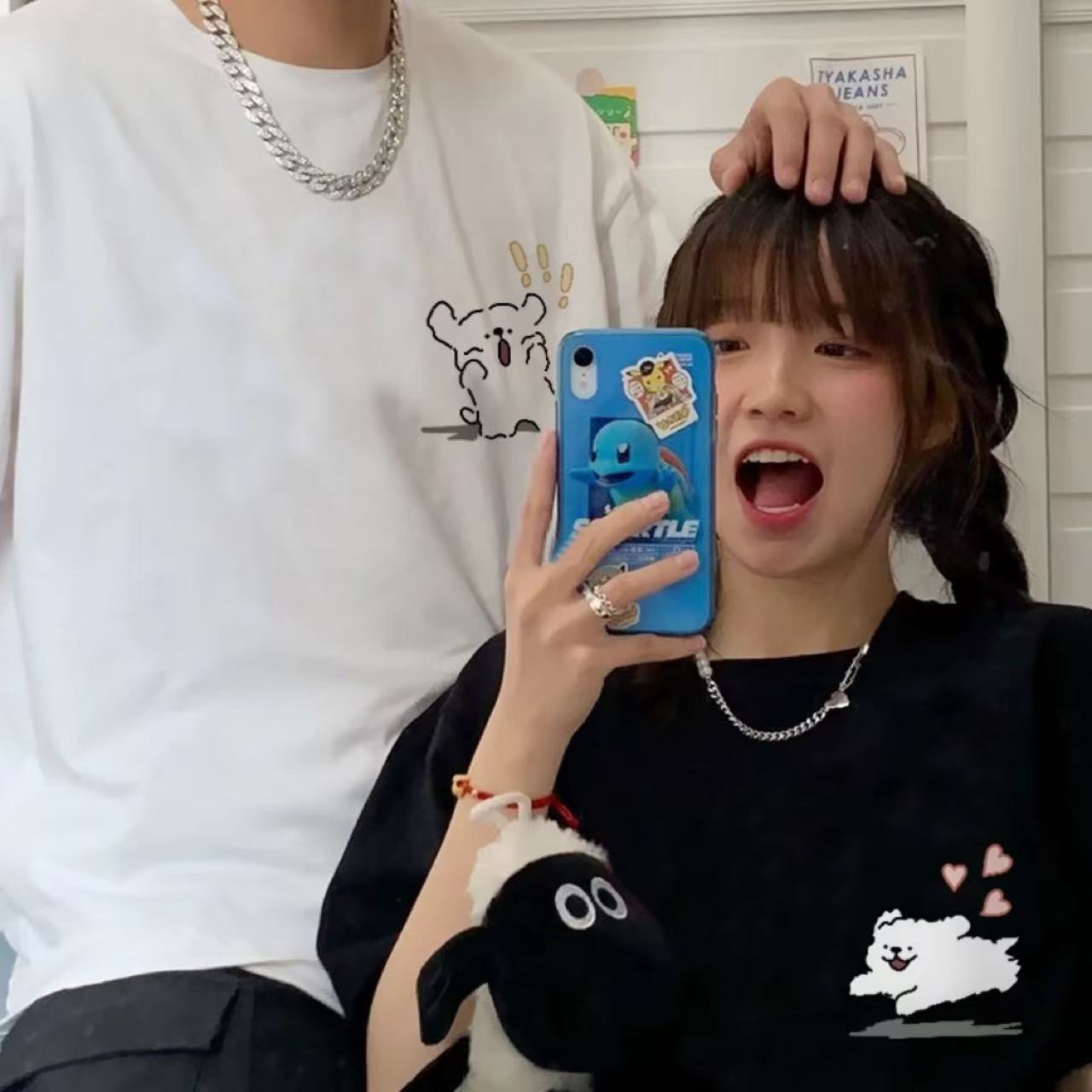 カップルペアルック 犬とハートのアートラインTシャツセット