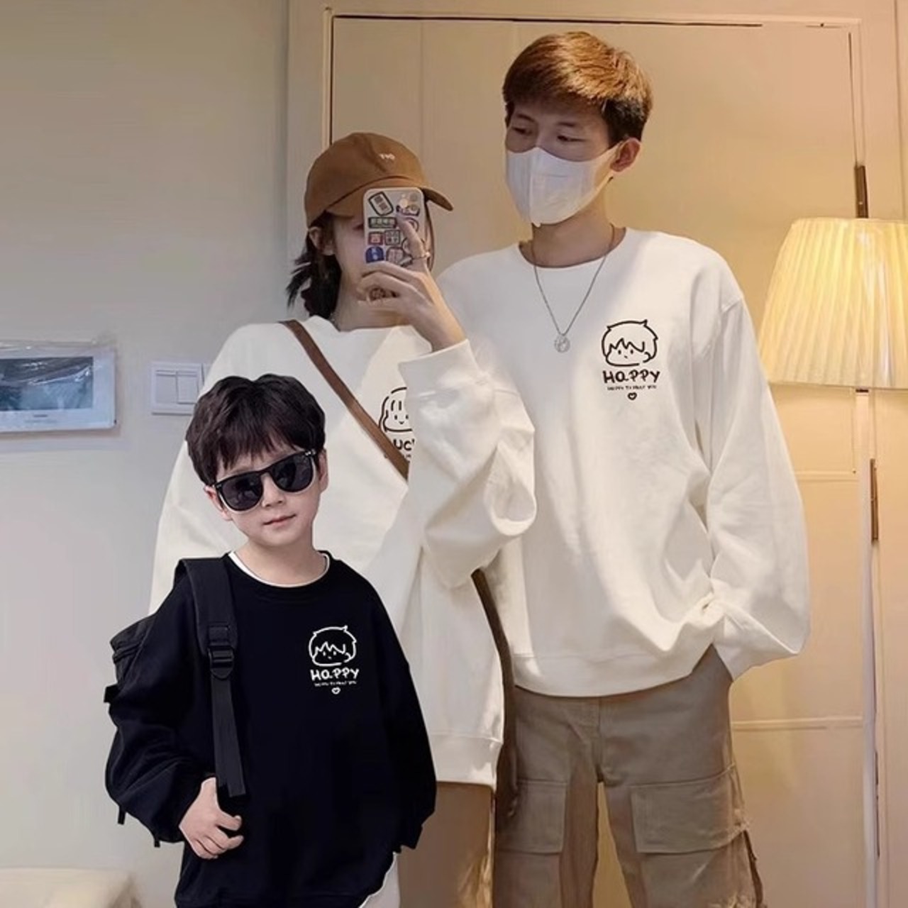 親子ペアルック HAPPY & LUCKY 似顔絵ロゴトレーナー