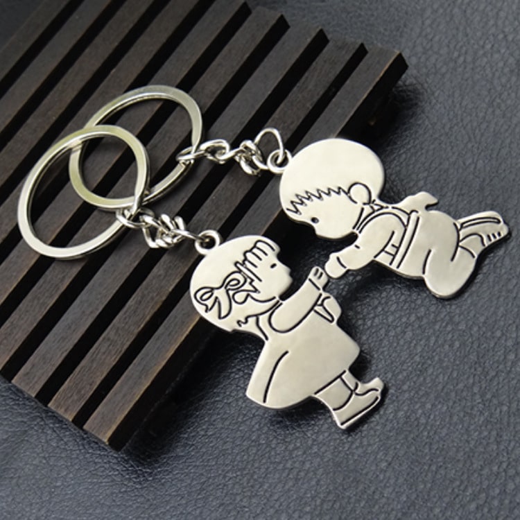 ペアルック 男の子＆女の子モチーフ キーホルダー