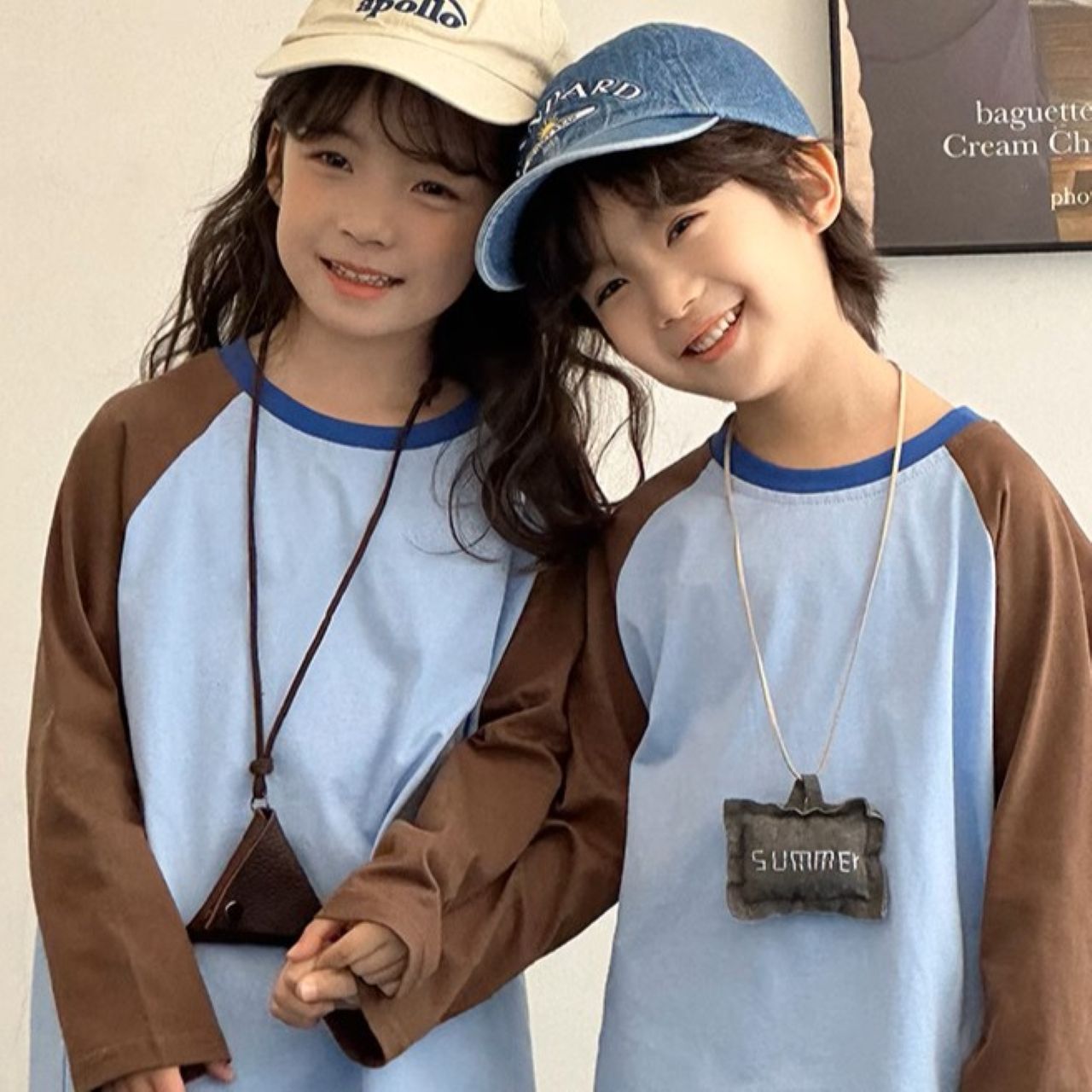 親子ペアルック 長袖ラグランTシャツ ブラウン×ブルー ファミリーお揃いコーデ