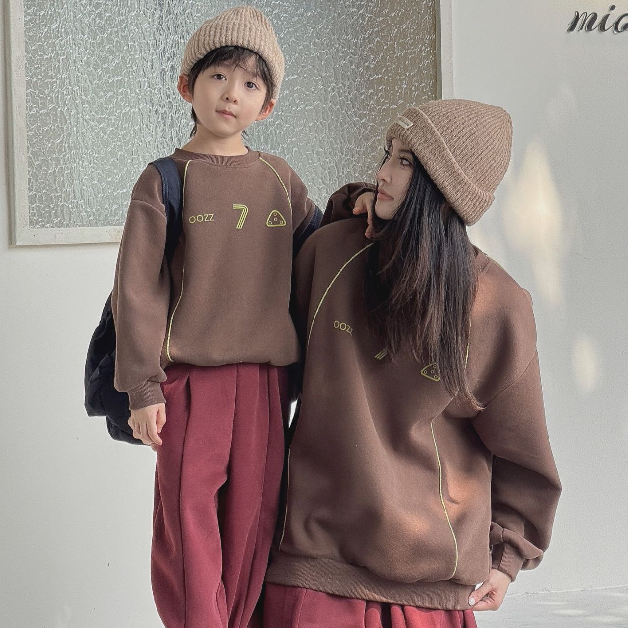 親子ペアルック トレーナー ファミリーお揃い ゆったりスポーツ風