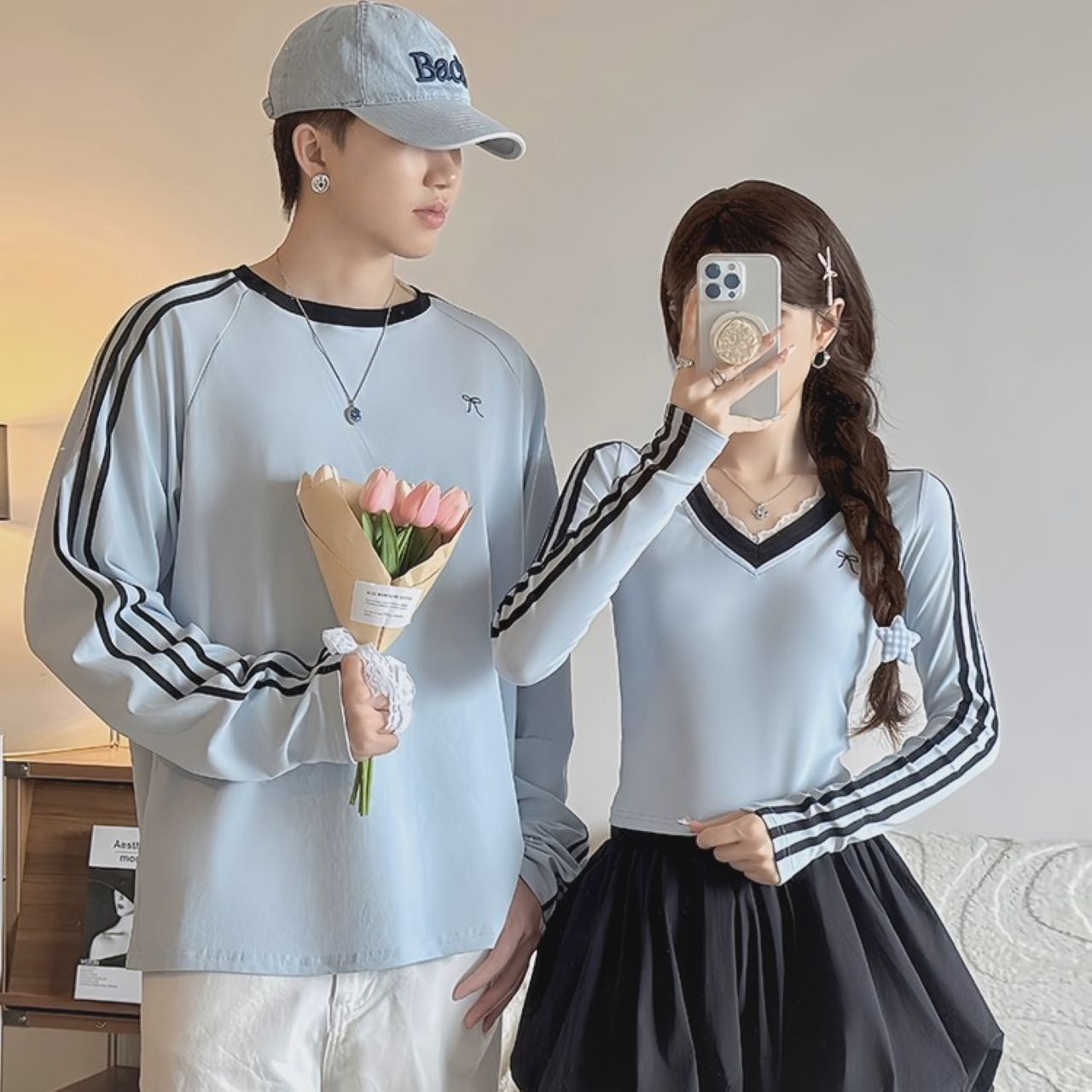 カップルペアルック 長袖Tシャツ Vネック レースデザイン ライン入り アイスブルー