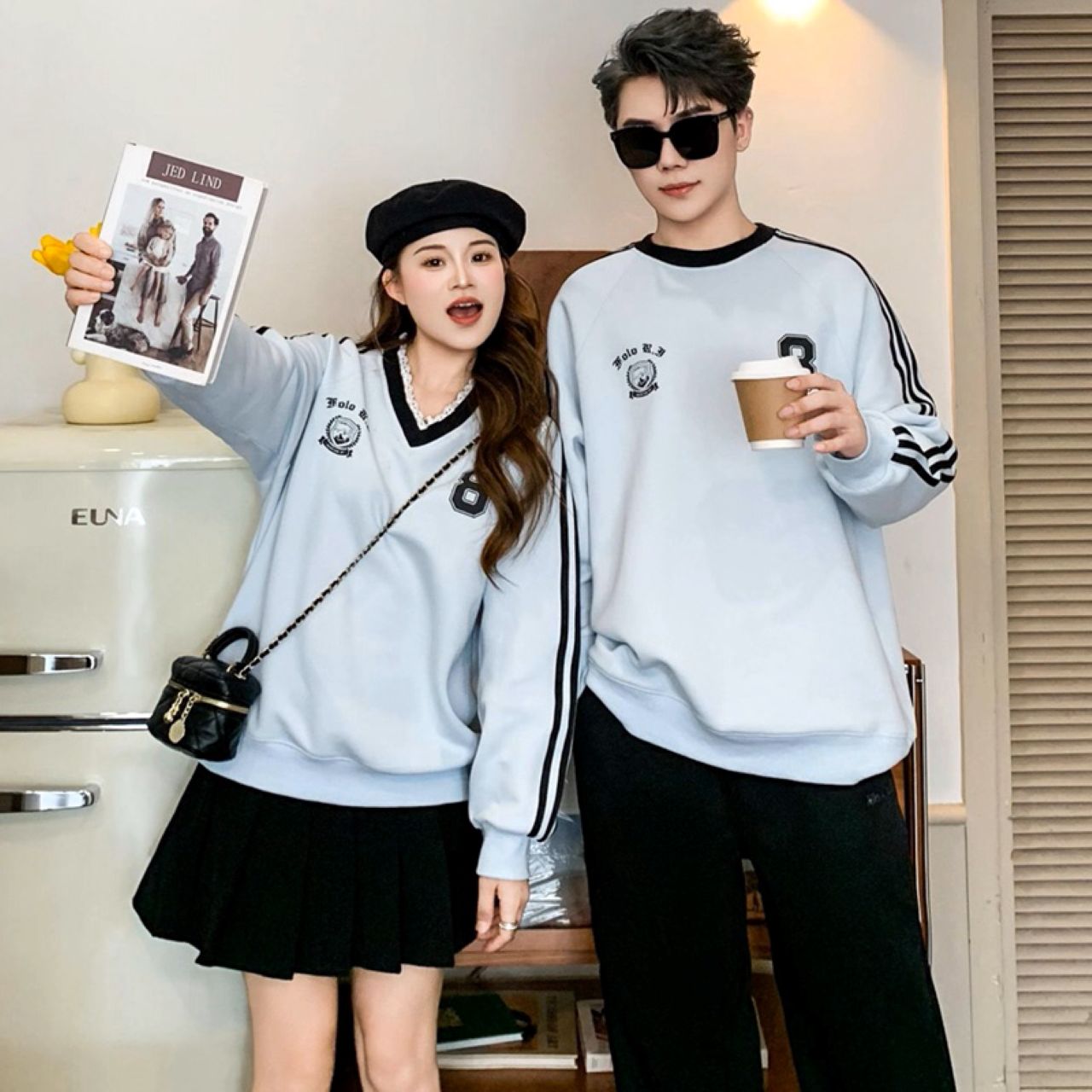 親子ペアルック 8ロゴ ライン入り ブルートレーナー