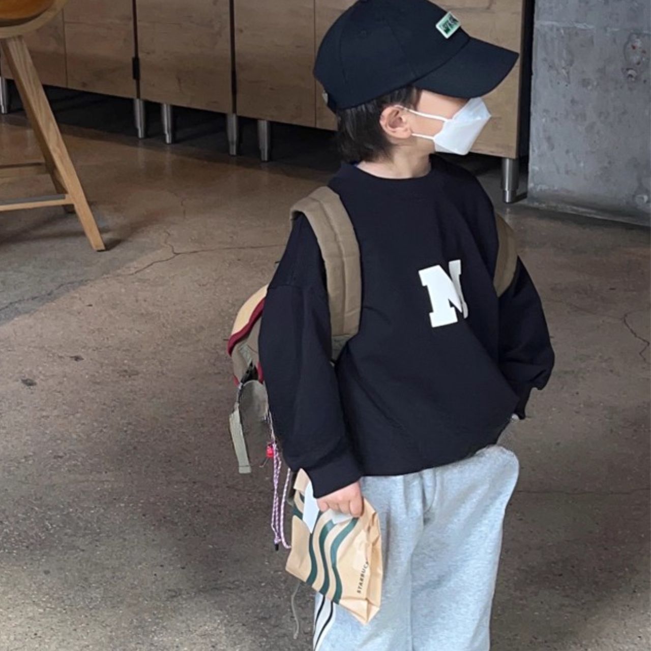 親子ペアルック Mロゴ スタイリッシュ トレーナー・ロンパース