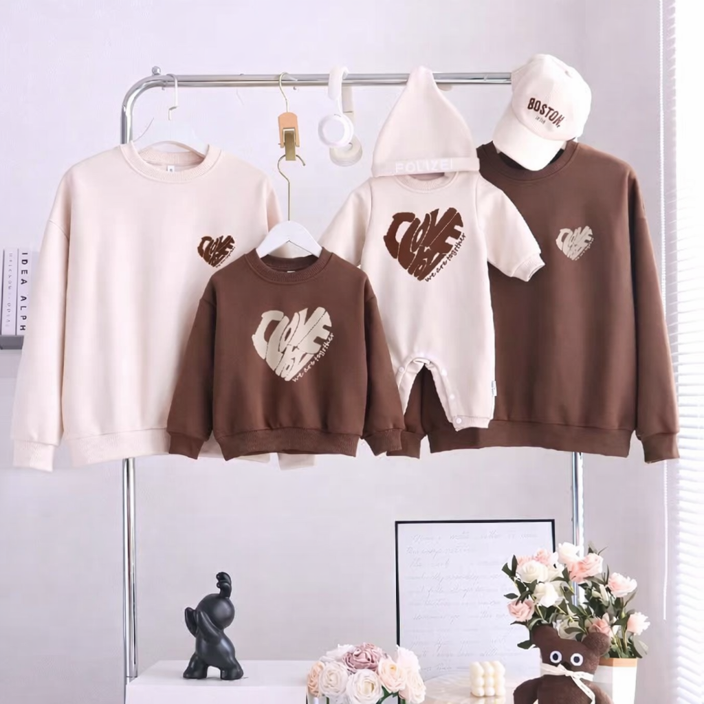 親子ペアルック ナチュラルハートロゴ トレーナー・ロンパース