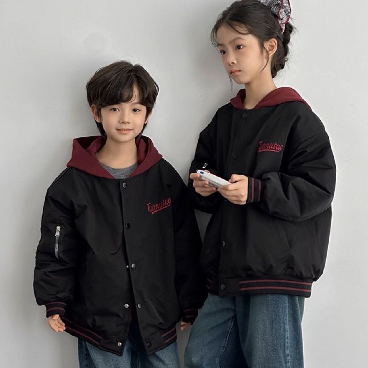 親子ペアルック ブラック×バーガンディ レイヤード風ジャケット