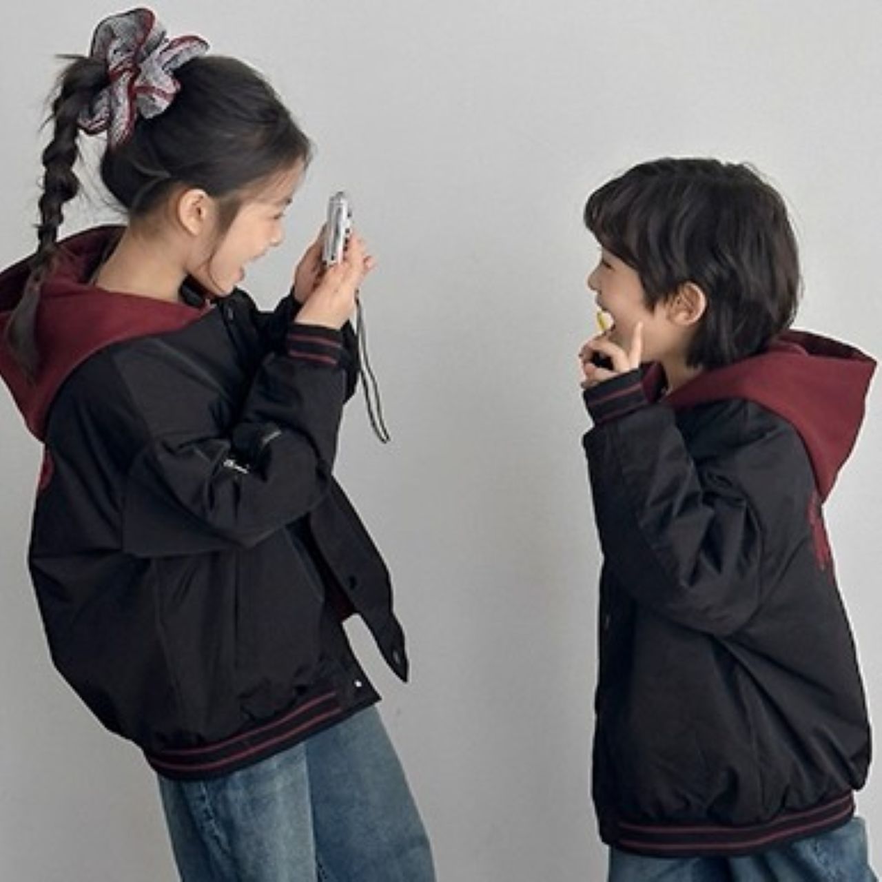 親子ペアルック ブラック×バーガンディ レイヤード風ジャケット