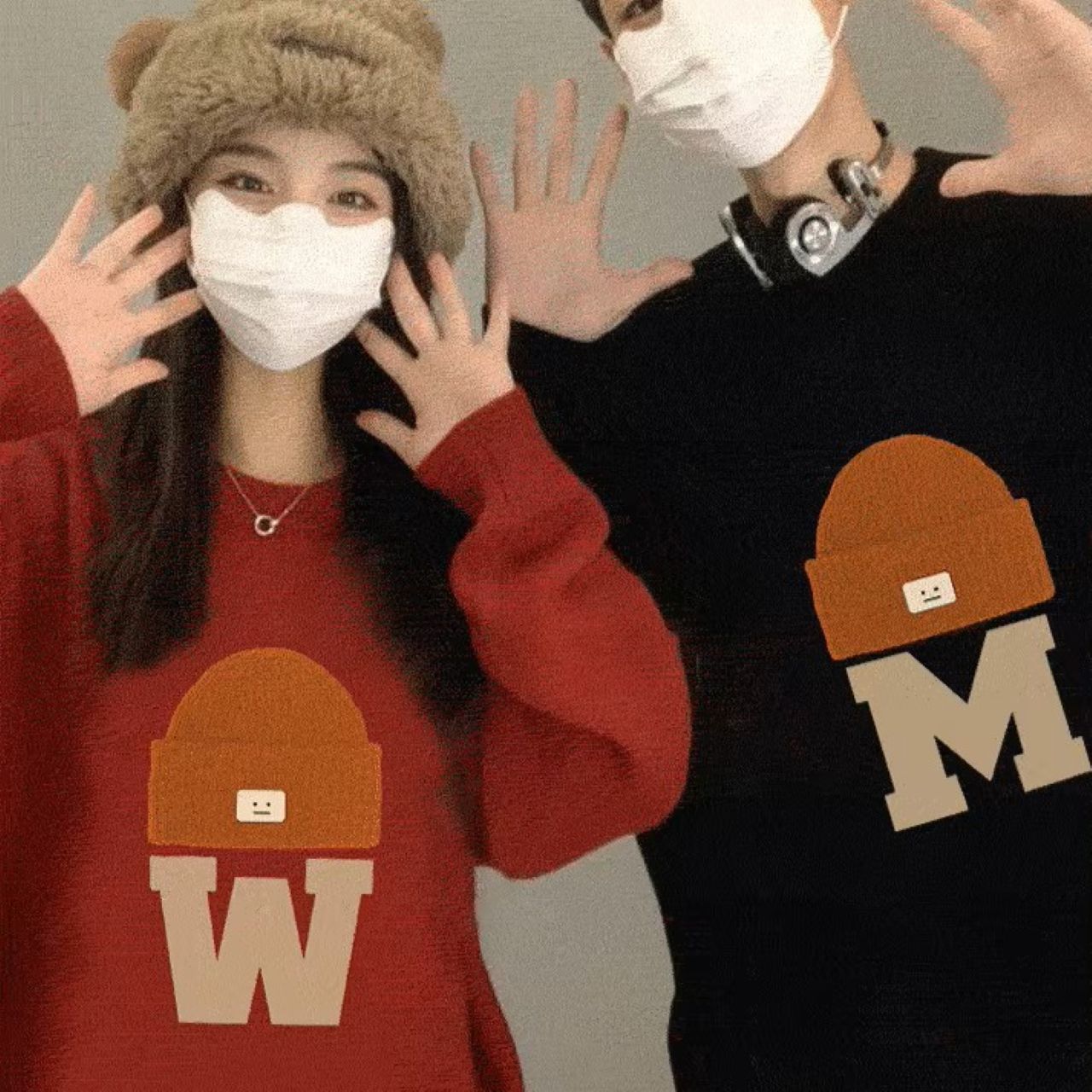 カップルペアルック WMロゴ＆キャップデザイン ニット