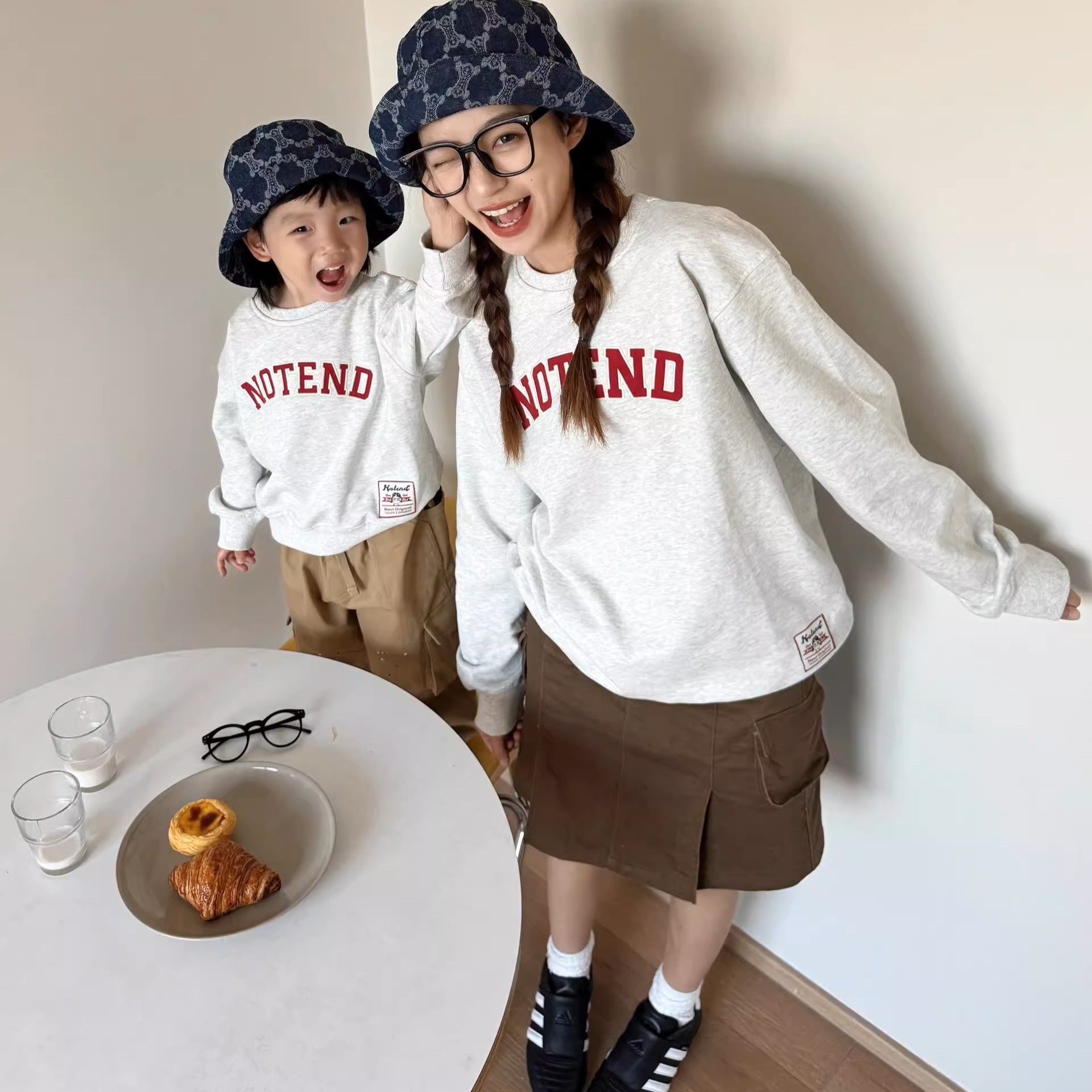 親子ペアルック NOTENDロゴトレーナー