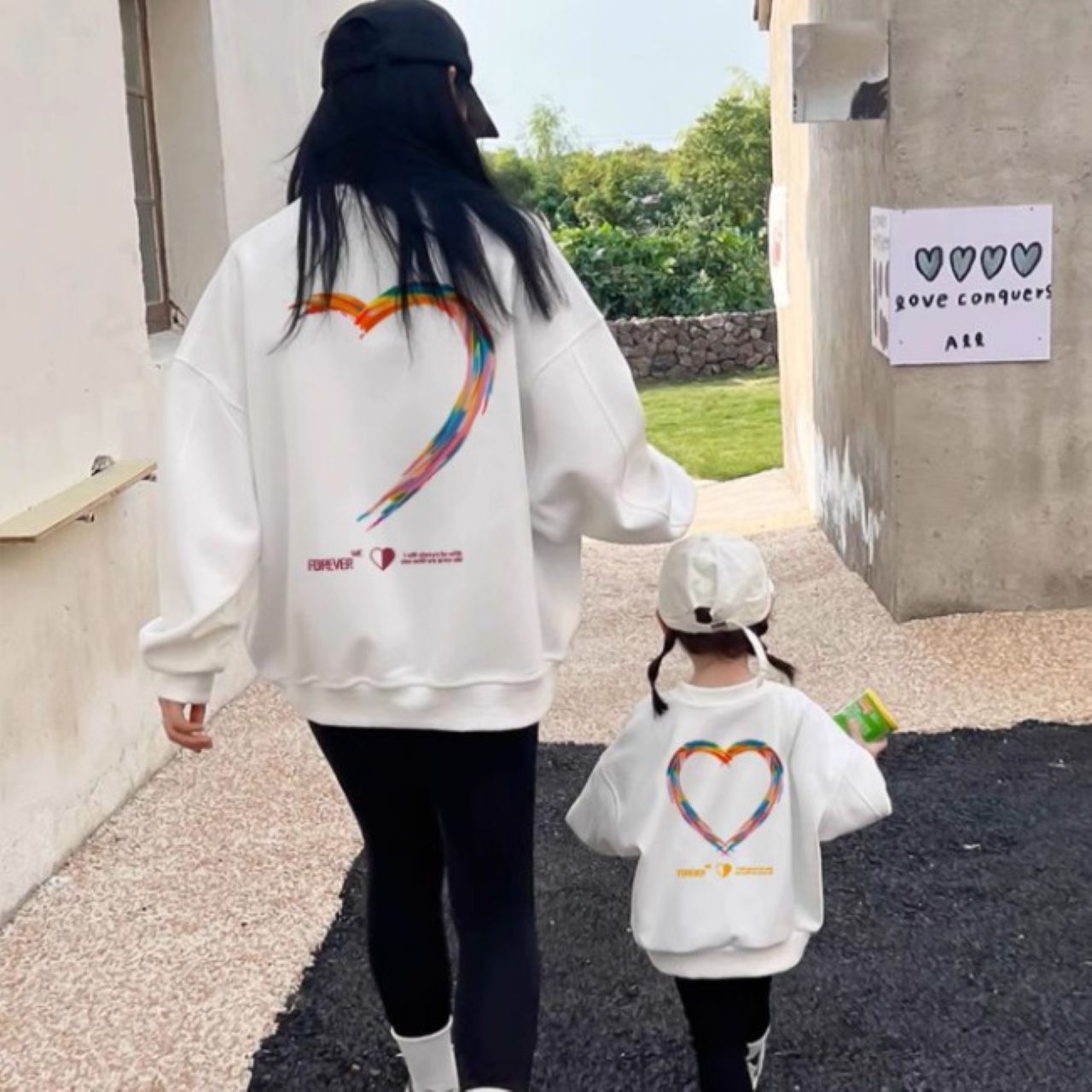 親子ペアルック ハートリンク レインボートレーナー