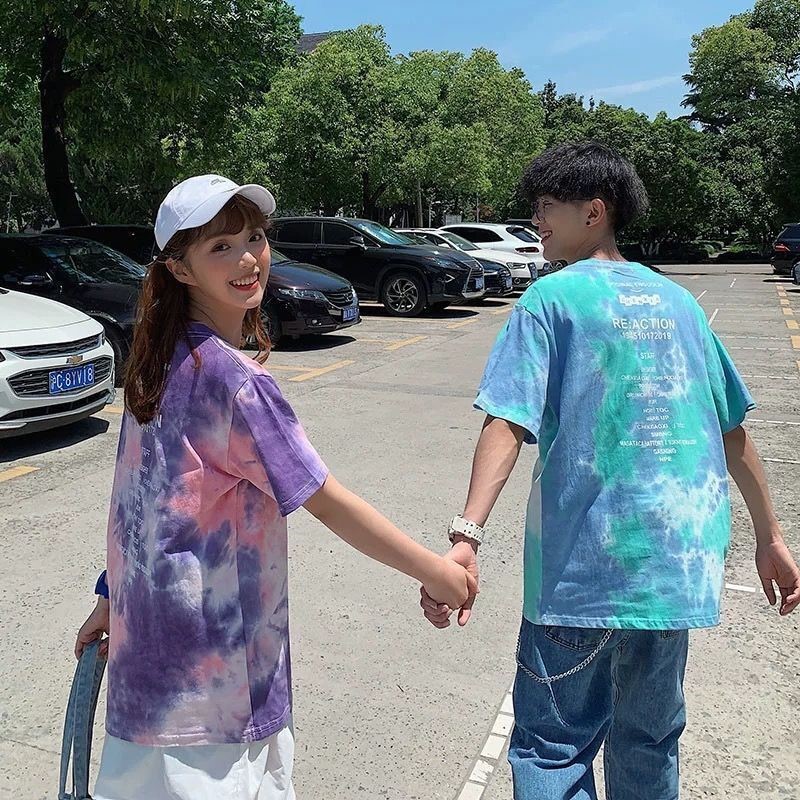 カップルペアルック パステルタイダイ柄 ロゴプリントTシャツ
