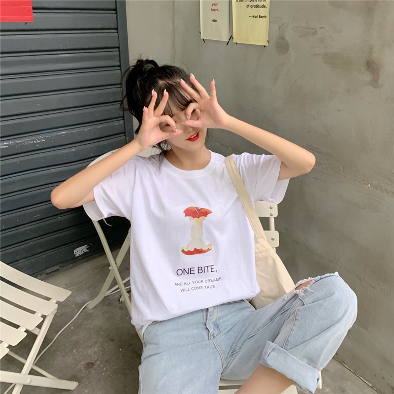 ペアルック フルーツプリント半袖Tシャツ ホワイト（アップル）
