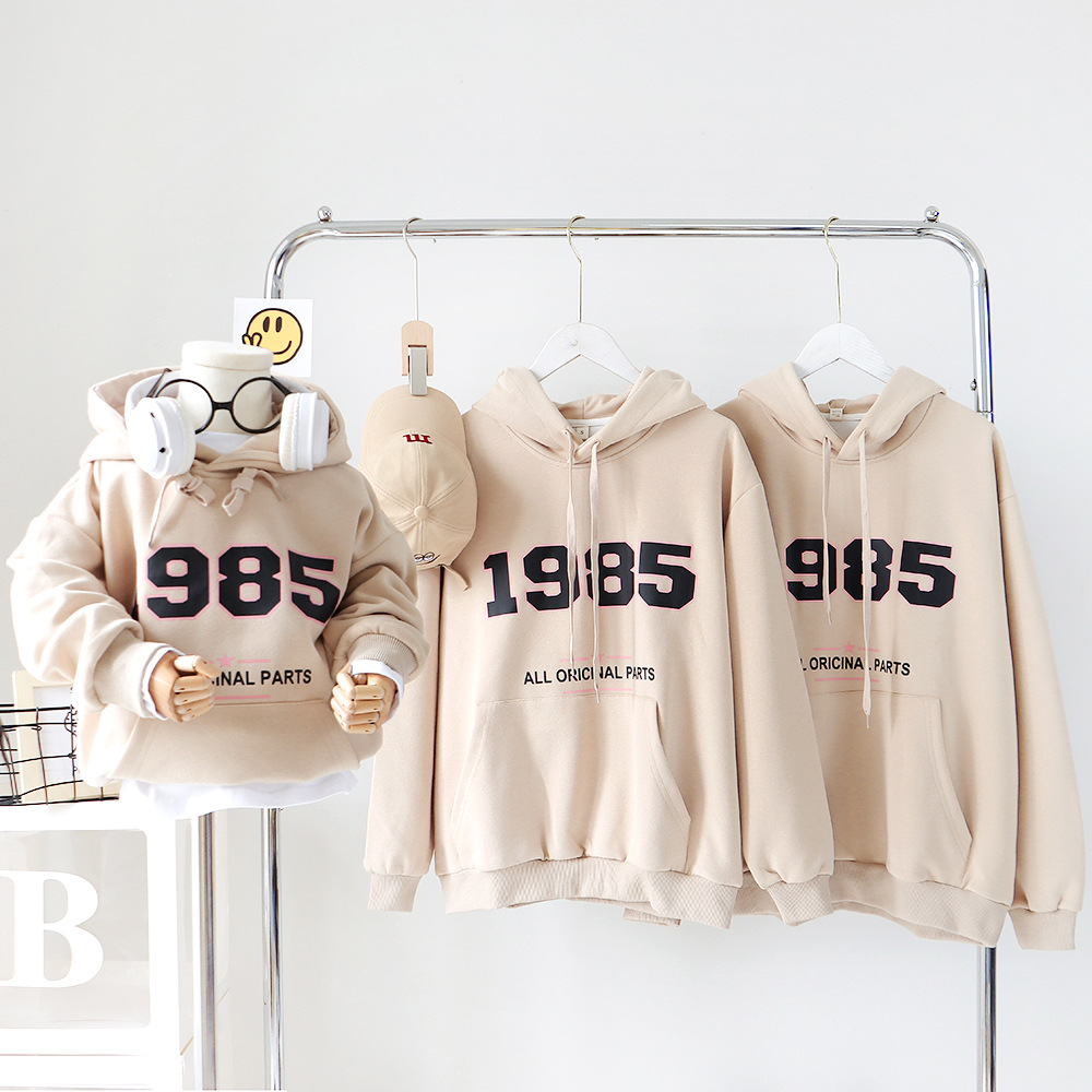 親子ペアルック ナンバリング「1985」ロゴ パーカー＆ロンパース