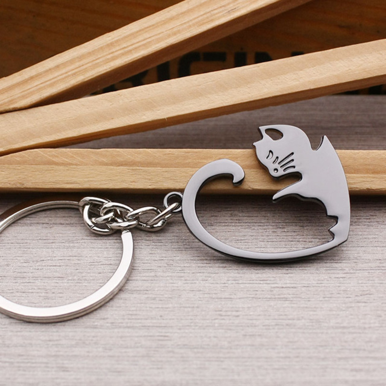 ペアアクセサリー ムーンキャット ハートキーホルダー