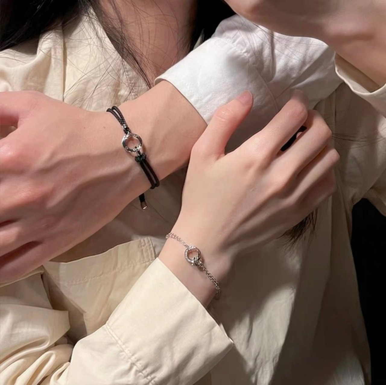 ペアアクセサリー メビウスモチーフ ブレスレット2点セット
