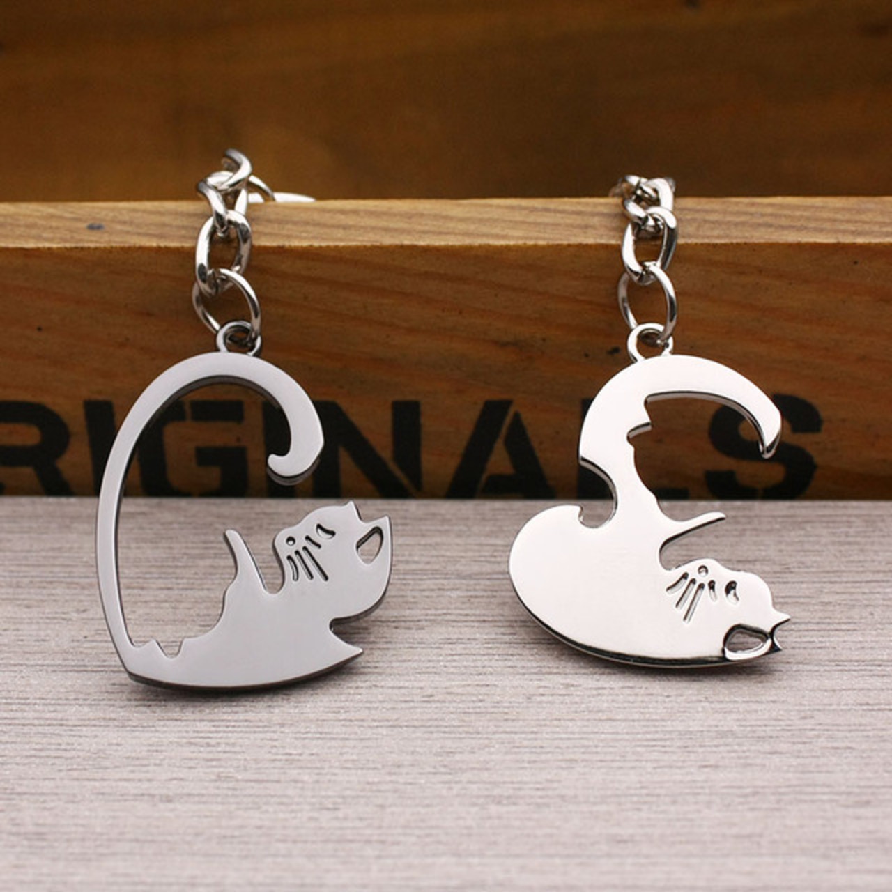 ペアアクセサリー ムーンキャット ハートキーホルダー