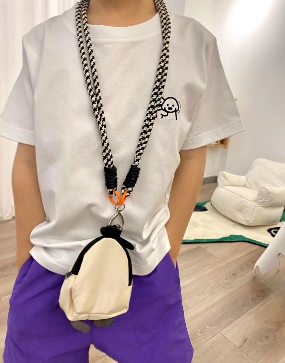 親子ペアルック カラフルチェア＆アニマル バックプリントTシャツ