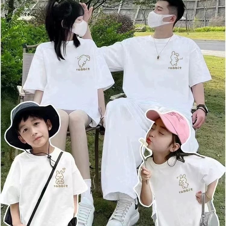 親子ペアルック 家族でつながるハート＆うさぎ Tシャツ
