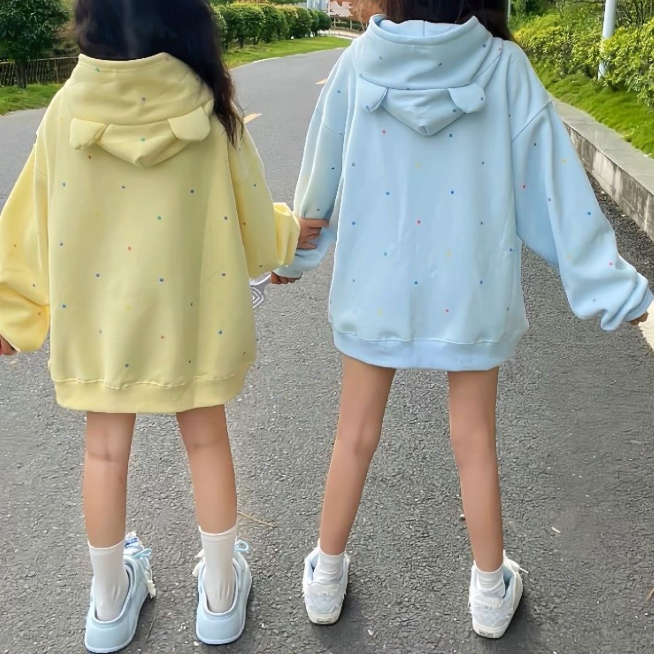 双子コーデ ドット柄 ミニベア付きパーカー ゆったりシルエット