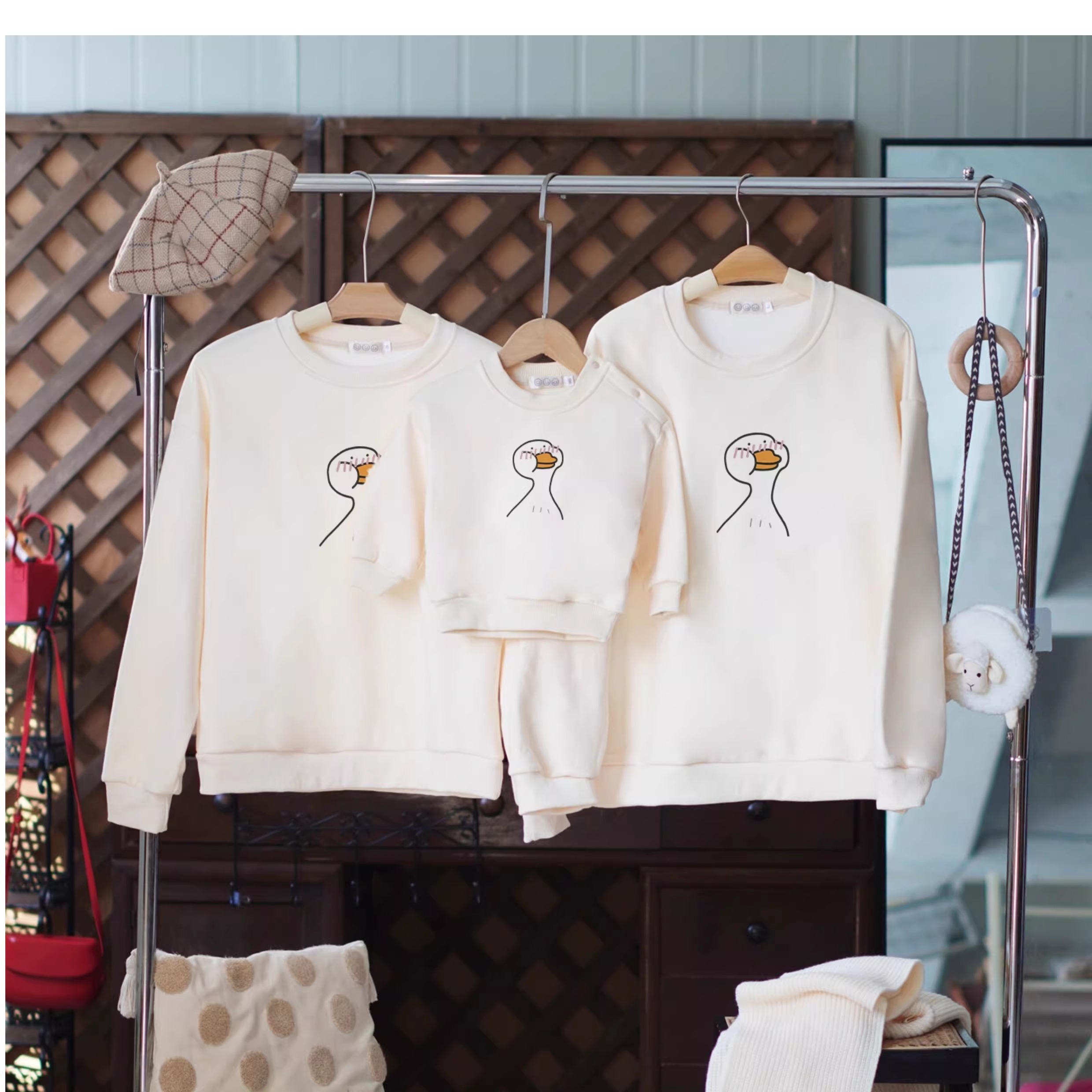 親子ペアルック Soft Duck トレーナー・ロンパース