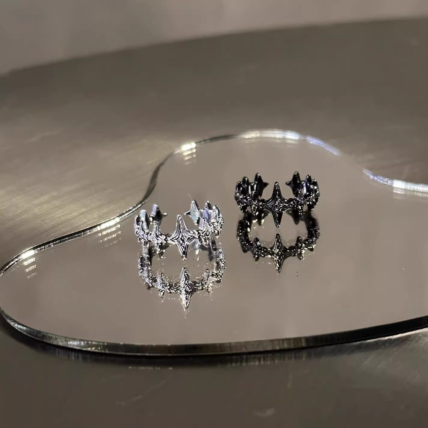 ペアアクセサリー ダーククロス流星リング 【2点セット】