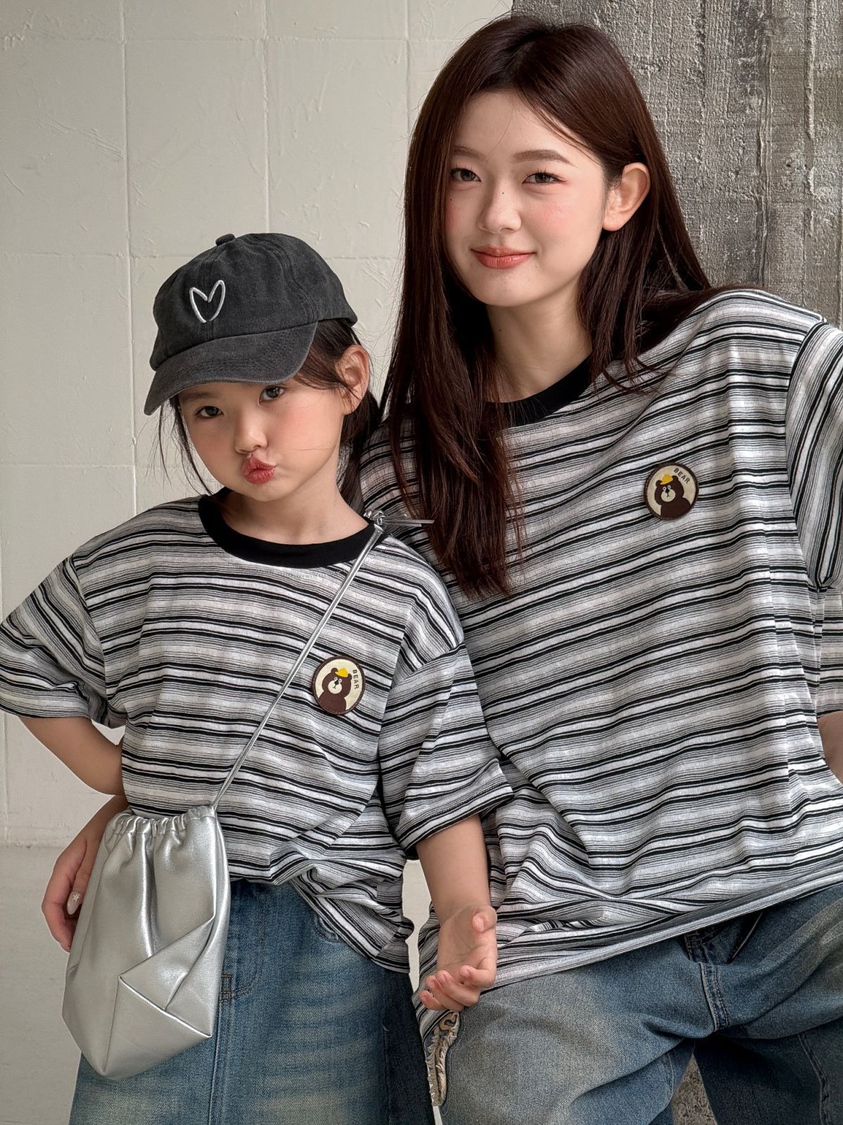 親子ペアルック くまさんワッペンのリラックスボーダーTシャツ