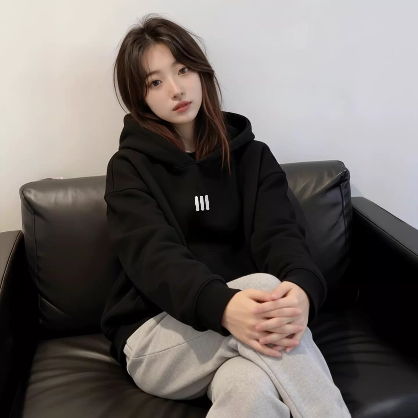 カップルペアルック ミニマルライン ロゴフーディパーカー ユニセックス