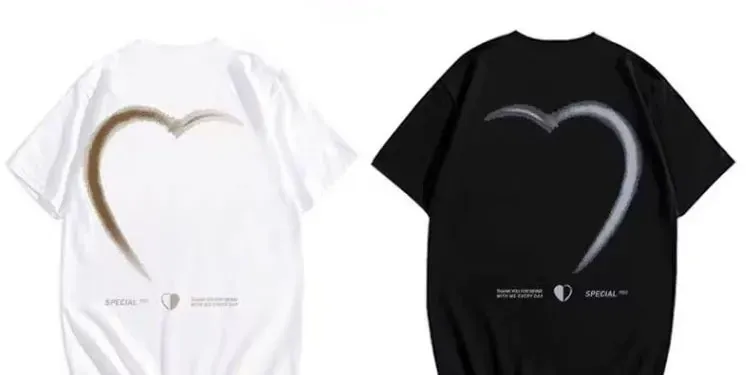 カップルペアルック つながるハートTシャツ