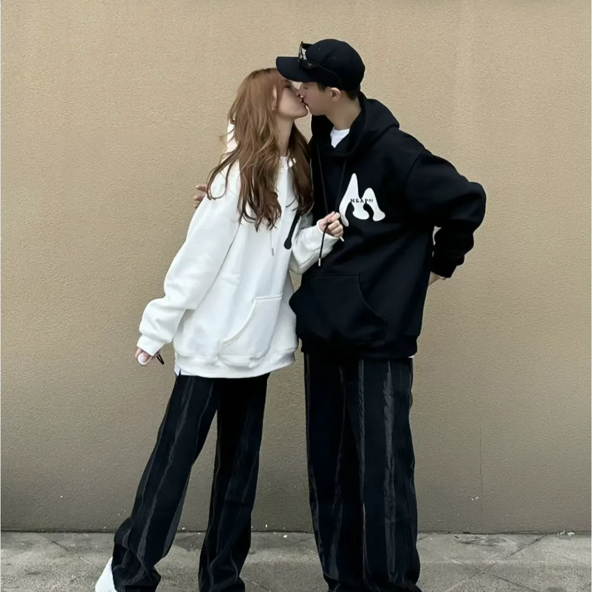 カップルペアルック ツイン・エム パーカー（ユニセックス）