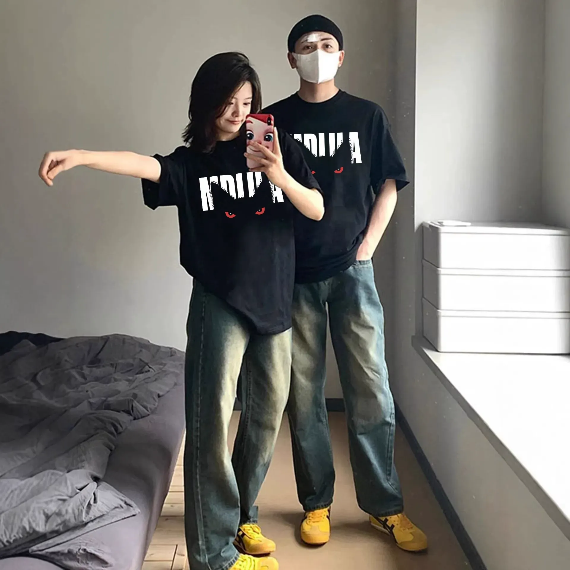 カップルペアルック【Shadow Eyes】モノトーンビーストTシャツ