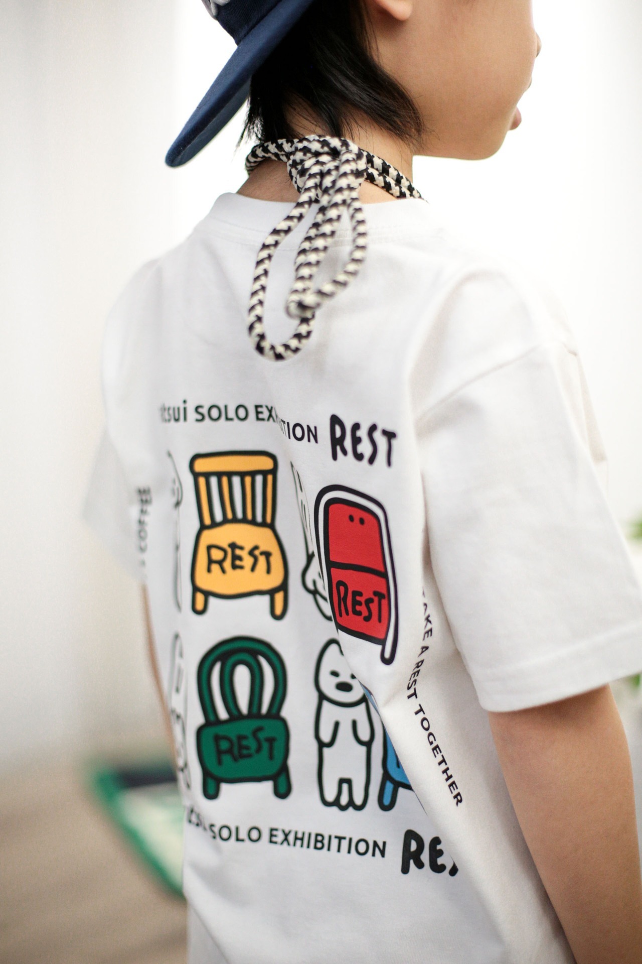 親子ペアルック カラフルチェア＆アニマル バックプリントTシャツ