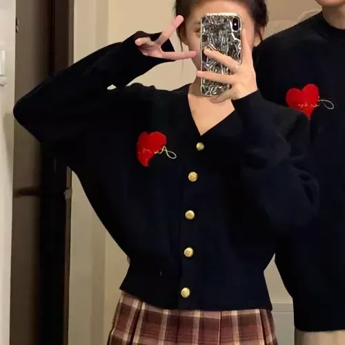 カップルペアルック ハート刺繍ニット・カーディガン